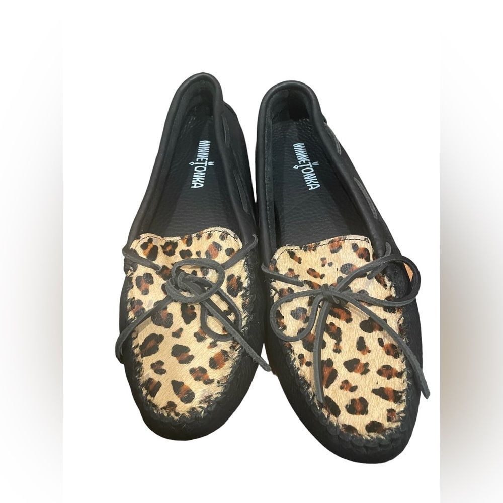 MINNETONKA 9.5 shoes leather and dyed calf hair animal print cheetah